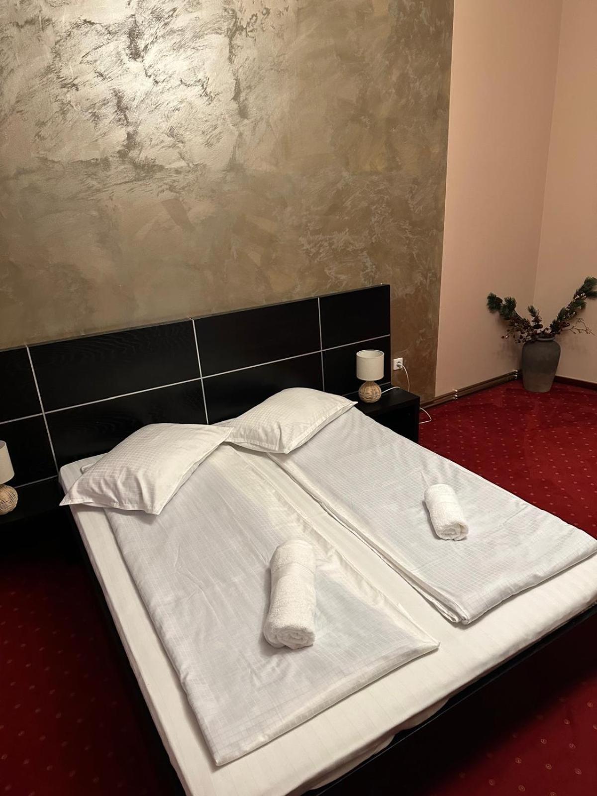 Hotel Rubin*** Gheorgheni  Zewnętrze zdjęcie